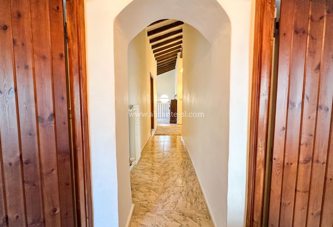 5 slaapkamer Finca/Landhuis te koop in Abanilla met zwembad - € 265.000 (Ref: 9399982)