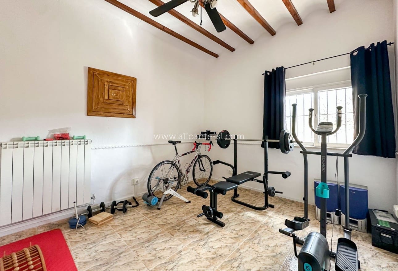 5 slaapkamer Finca/Landhuis te koop in Abanilla met zwembad - € 265.000 (Ref: 9399982)