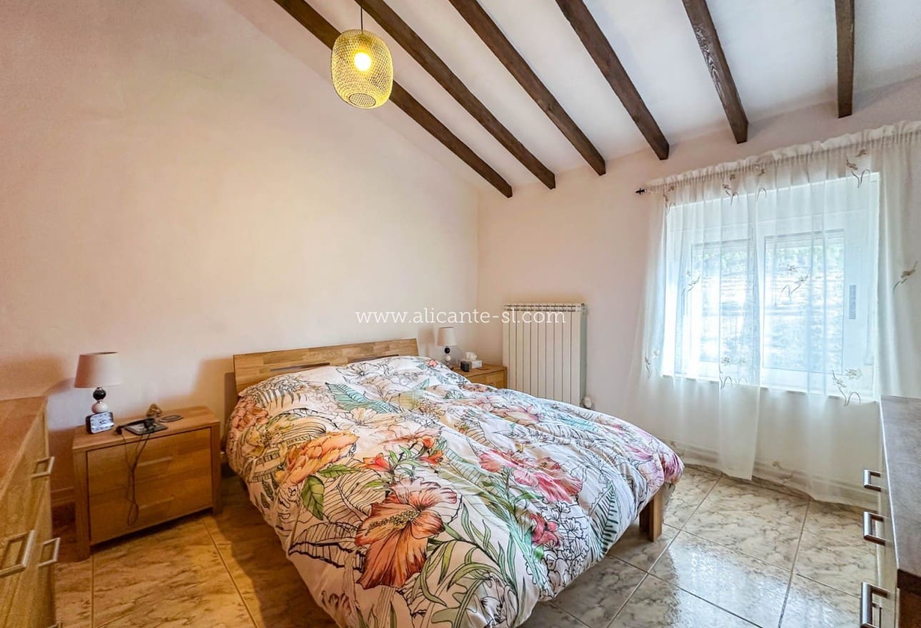 5 slaapkamer Finca/Landhuis te koop in Abanilla met zwembad - € 265.000 (Ref: 9399982)