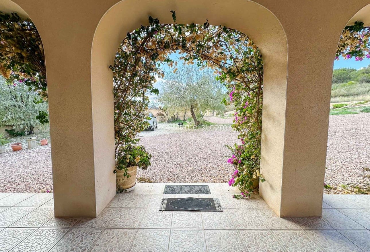 5 slaapkamer Finca/Landhuis te koop in Abanilla met zwembad - € 265.000 (Ref: 9399982)