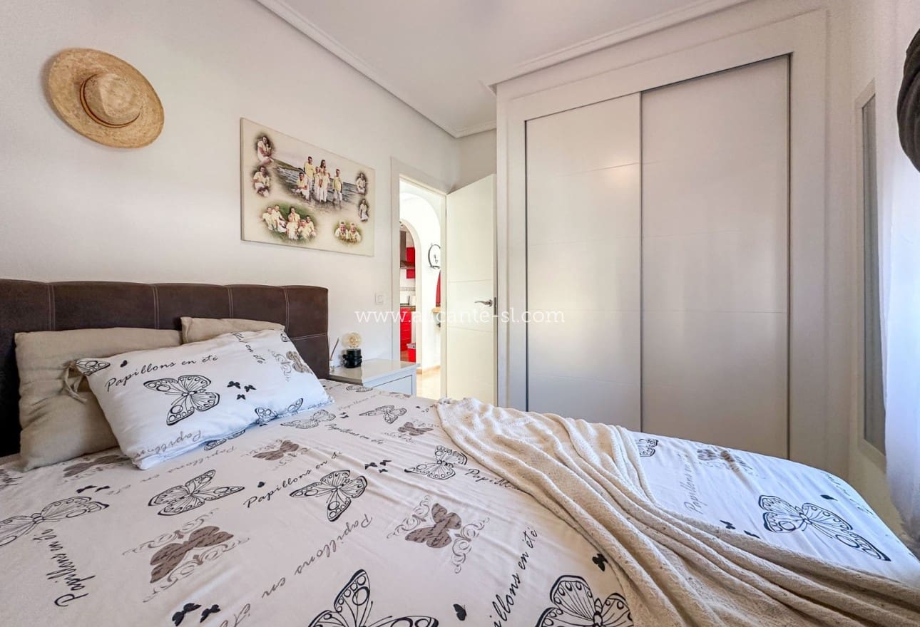 3 sypialnia Willa na sprzedaż w Ciudad Quesada z basenem - 349 950 € (Ref: 9405947)