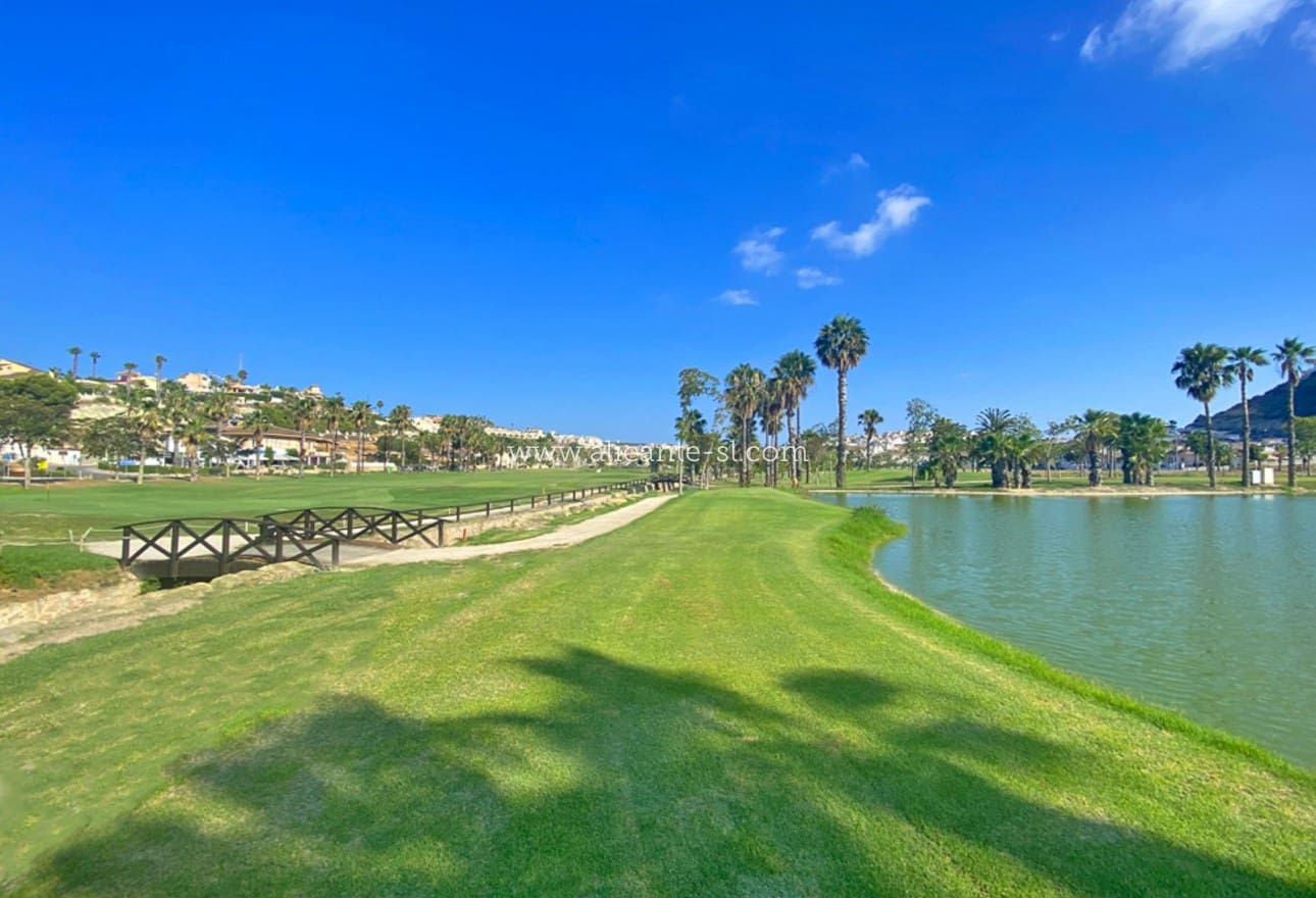 3 sypialnia Willa na sprzedaż w Ciudad Quesada z basenem - 349 950 € (Ref: 9405947)