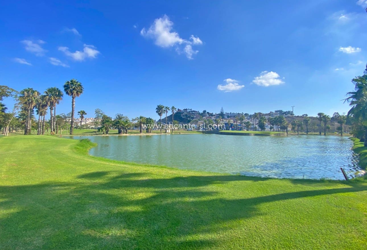 3 sypialnia Willa na sprzedaż w Ciudad Quesada z basenem - 349 950 € (Ref: 9405947)