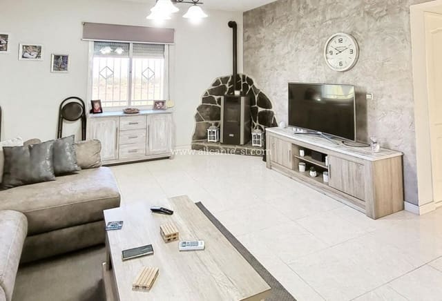 3 bedroom Townhouse for sale in Monóvar / Monóver - € 135,000 (Ref: 9413414)