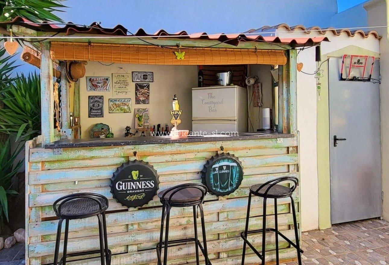 3 sovrum Hus till salu i Monovar / Monover - 135 000 € (Ref: 9413414)