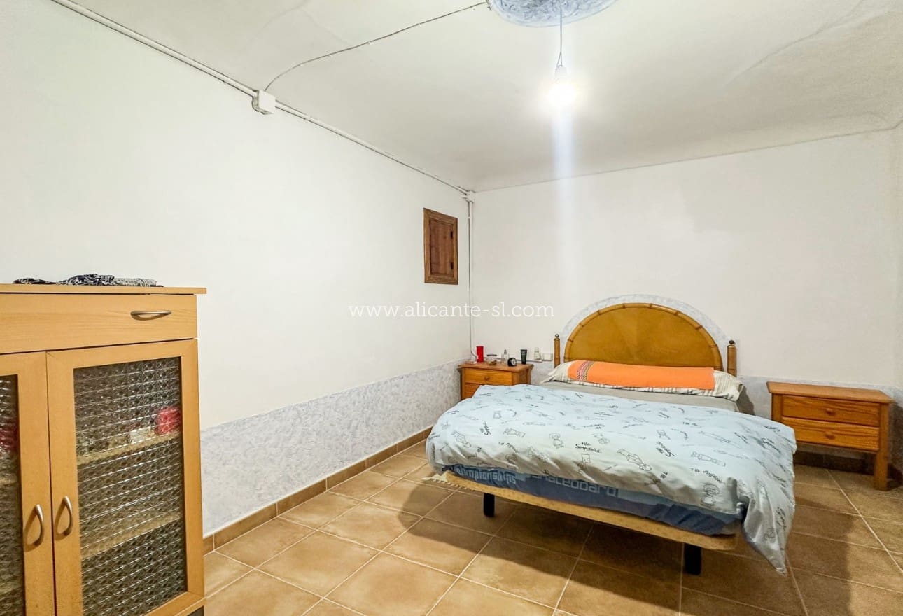 3 Zimmer Höhle zu verkaufen in Hondon de las Nieves - 89.950 € (Ref: 9506284)