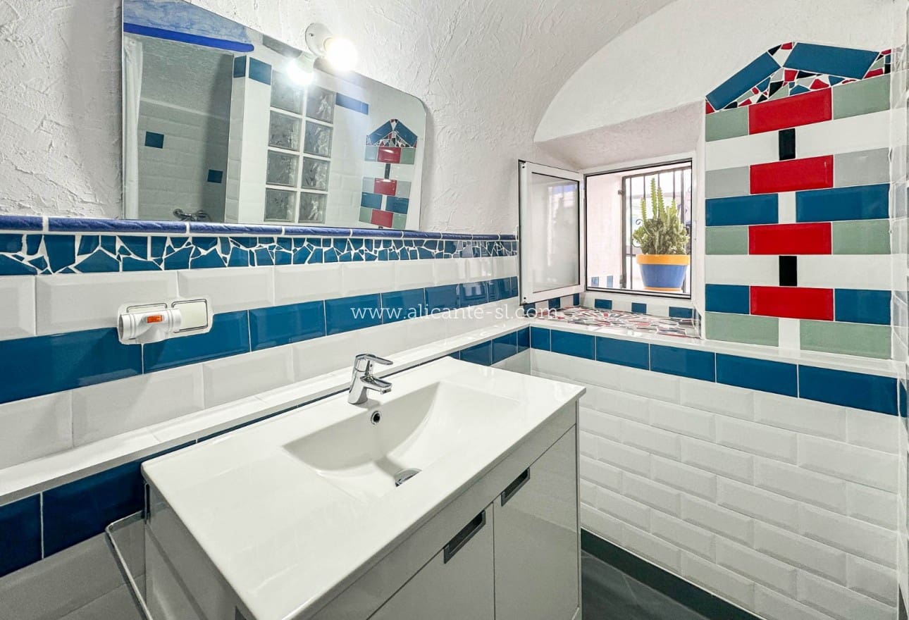 3 Zimmer Höhle zu verkaufen in Hondon de las Nieves - 89.950 € (Ref: 9506284)