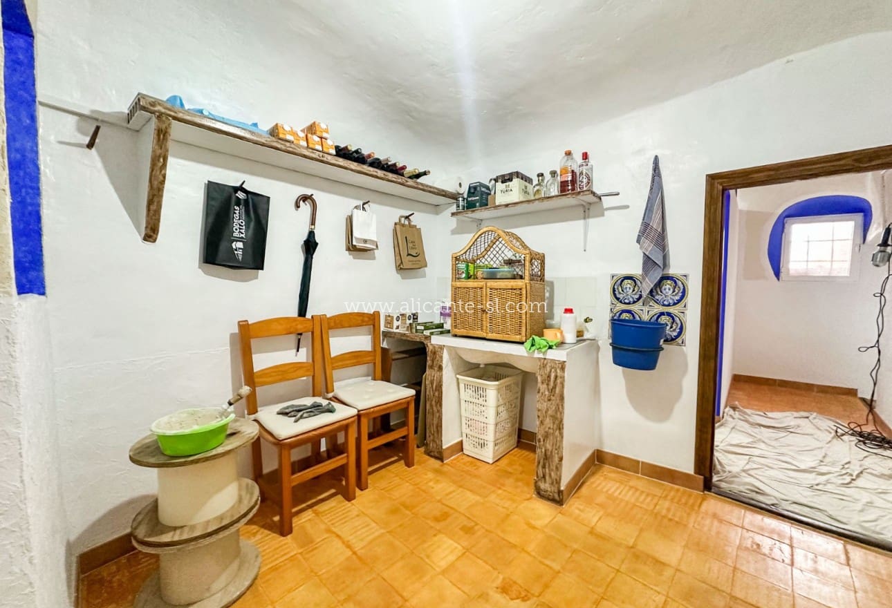 3 Zimmer Höhle zu verkaufen in Hondon de las Nieves - 89.950 € (Ref: 9506284)