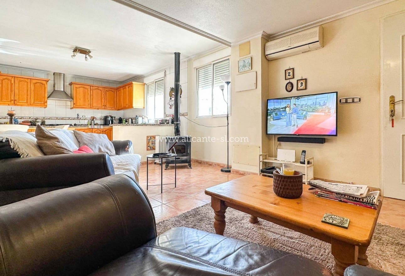 3 chambre Finca/Maison de Campagne à vendre à Hondon de las Nieves avec piscine - 269 950 € (Ref: 9525626)