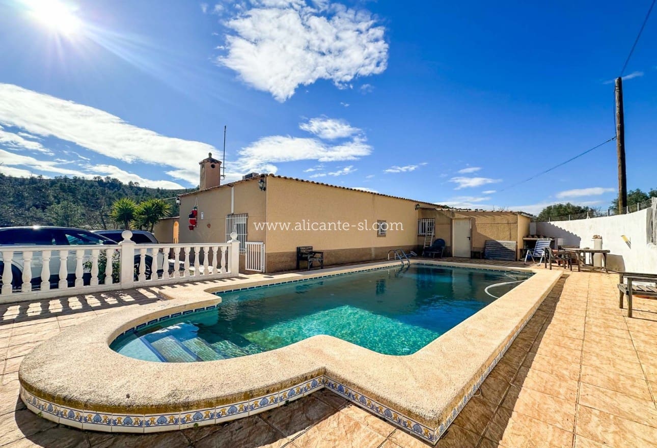 3 chambre Finca/Maison de Campagne à vendre à Hondon de las Nieves avec piscine - 269 950 € (Ref: 9525626)