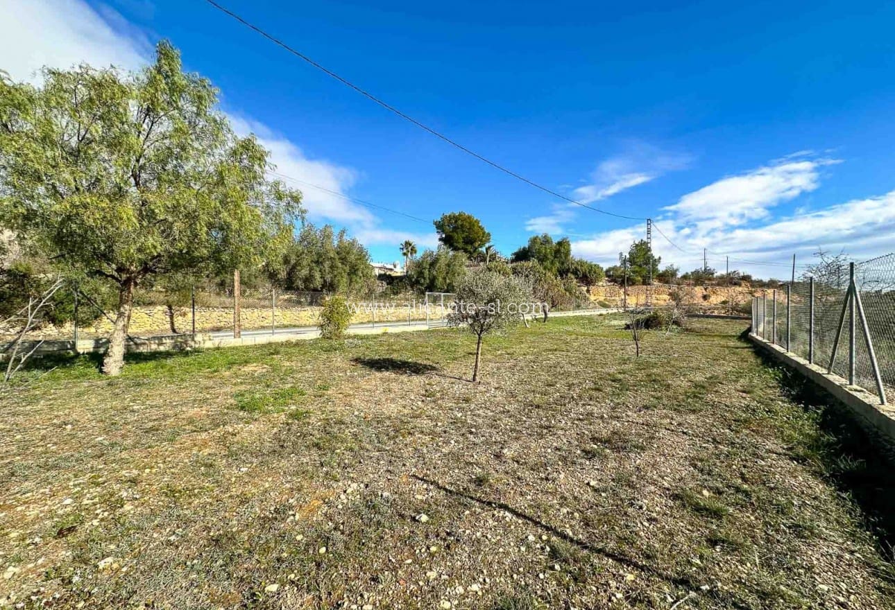 3 chambre Finca/Maison de Campagne à vendre à Hondon de las Nieves avec piscine - 269 950 € (Ref: 9525626)