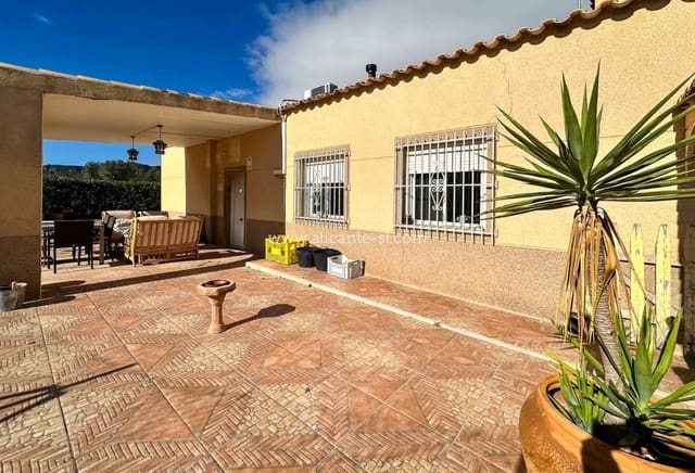 3 chambre Finca/Maison de Campagne à vendre à Hondón de las Nieves avec piscine - 269 950 € (Ref: 9525626)