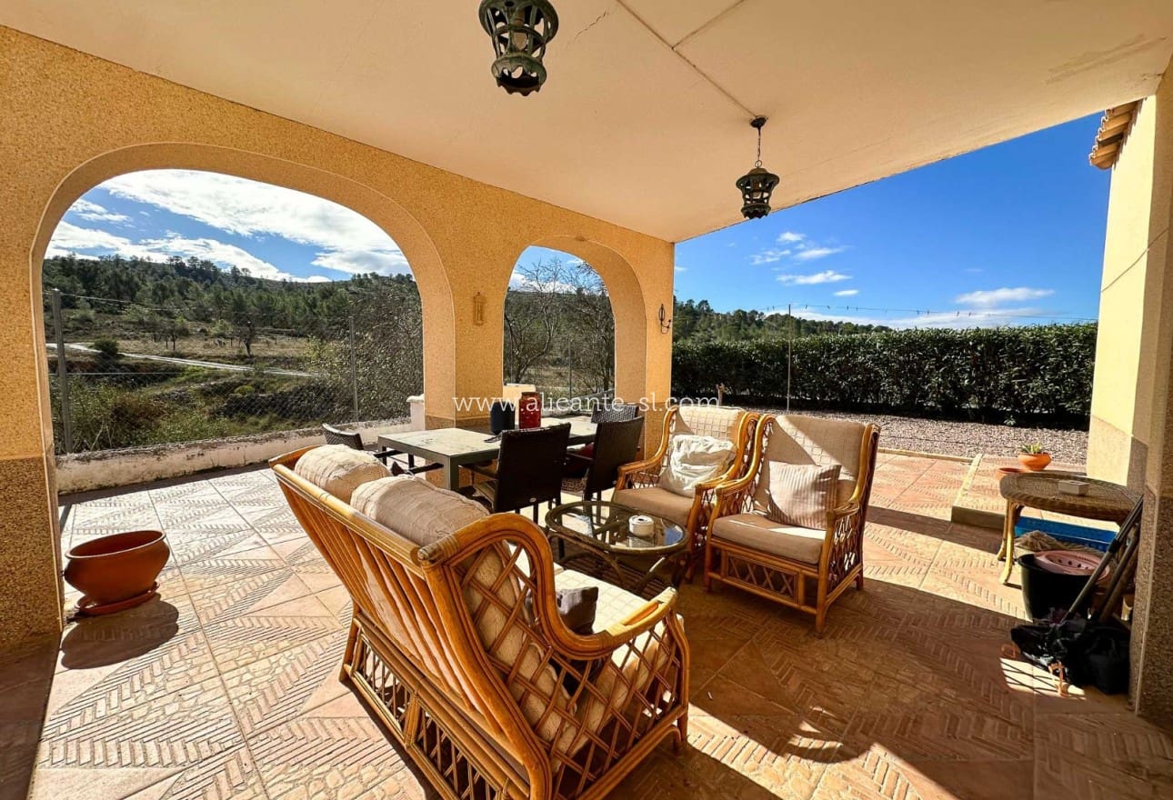 3 chambre Finca/Maison de Campagne à vendre à Hondon de las Nieves avec piscine - 269 950 € (Ref: 9525626)