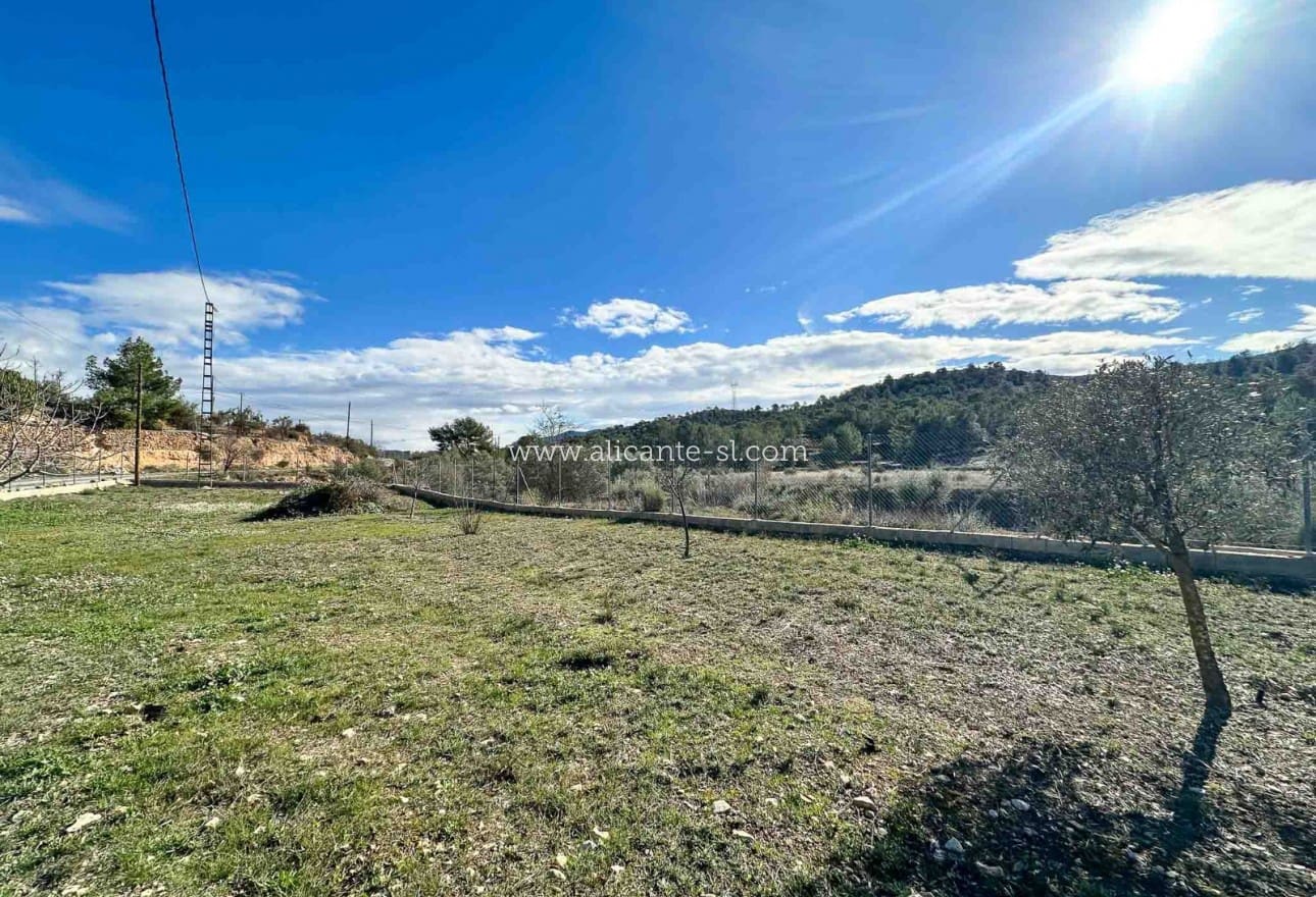 3 chambre Finca/Maison de Campagne à vendre à Hondon de las Nieves avec piscine - 269 950 € (Ref: 9525626)