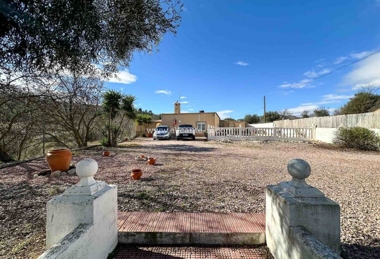 3 chambre Finca/Maison de Campagne à vendre à Hondon de las Nieves avec piscine - 269 950 € (Ref: 9525626)