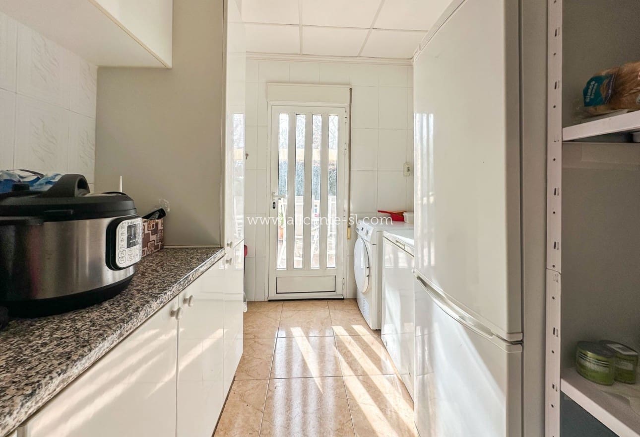 4 sovrum Finca/Hus på landet till salu i Hondon de las Nieves med pool garage - 269 950 € (Ref: 9542658)