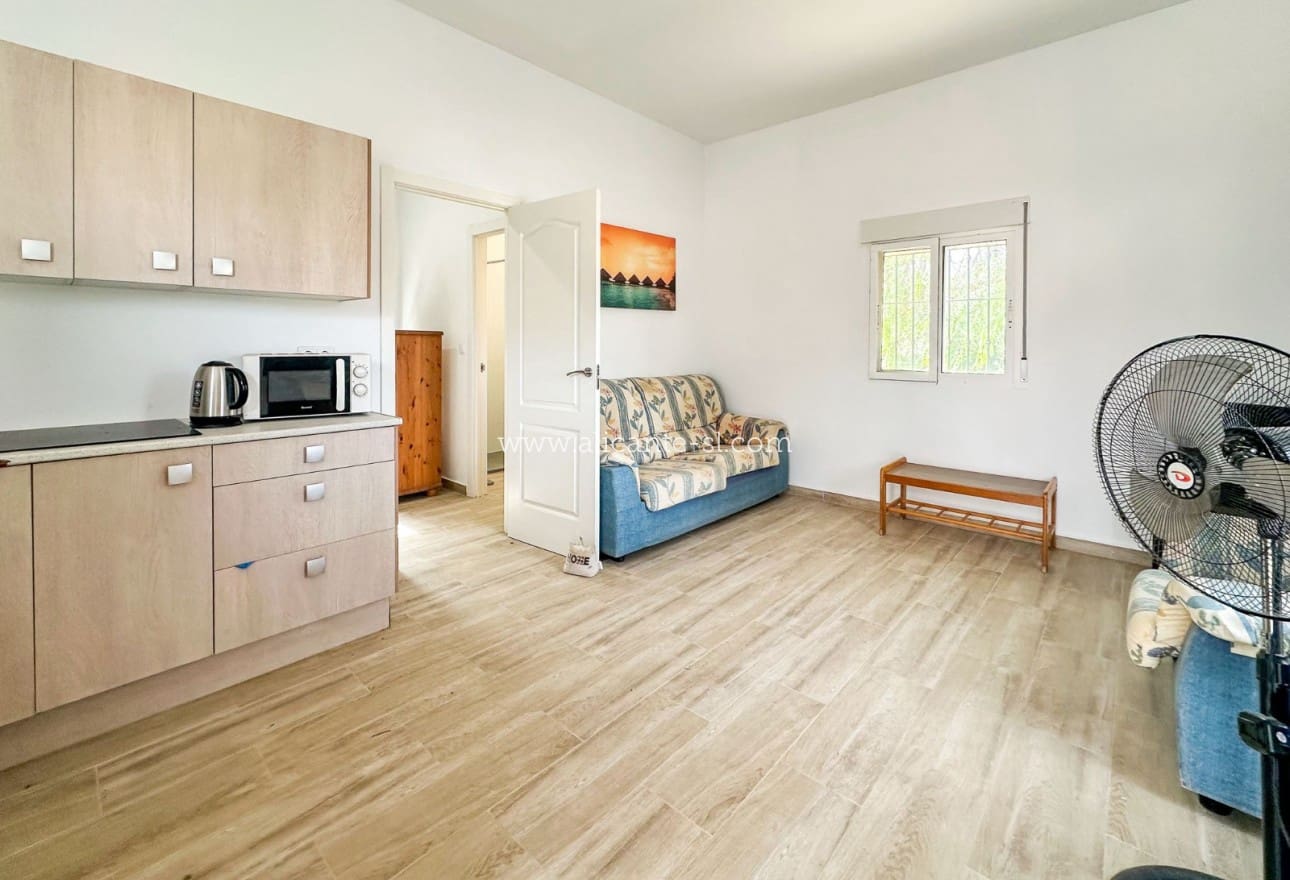 4 sovrum Finca/Hus på landet till salu i Hondon de las Nieves med pool garage - 269 950 € (Ref: 9542658)