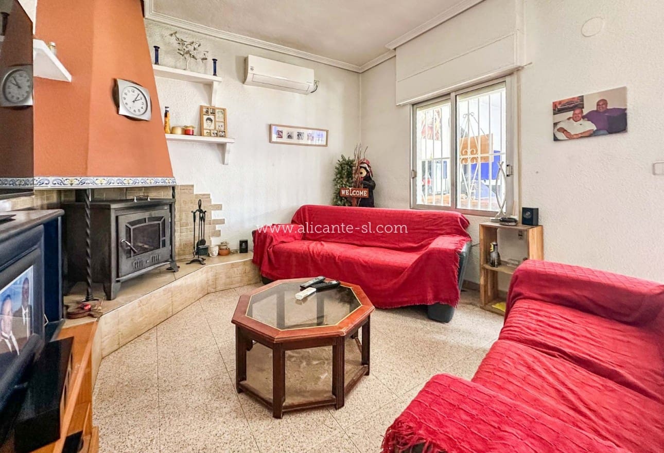 4 sovrum Finca/Hus på landet till salu i Hondon de las Nieves med pool garage - 269 950 € (Ref: 9542658)