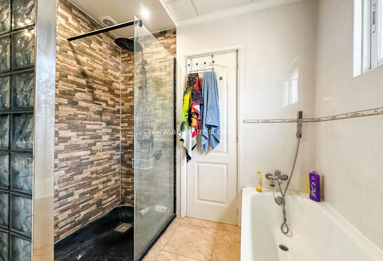 4 sovrum Finca/Hus på landet till salu i Hondon de las Nieves med pool garage - 269 950 € (Ref: 9542658)