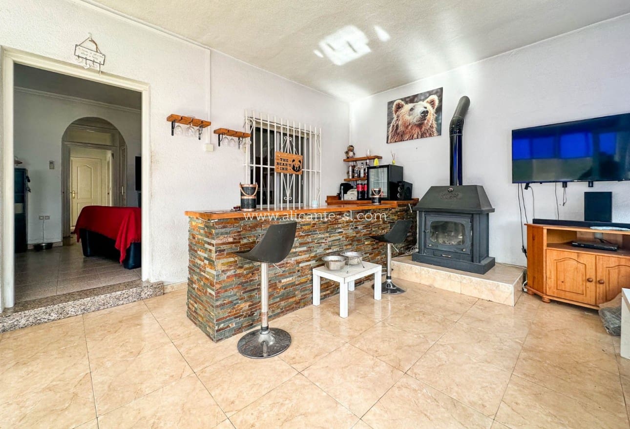 4 sovrum Finca/Hus på landet till salu i Hondon de las Nieves med pool garage - 269 950 € (Ref: 9542658)