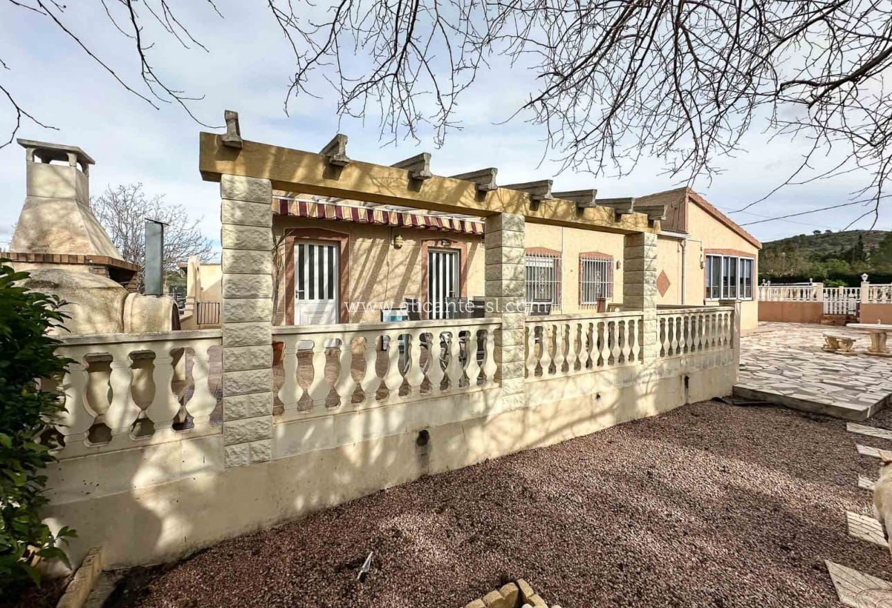 4 sovrum Finca/Hus på landet till salu i Hondon de las Nieves med pool garage - 269 950 € (Ref: 9542658)