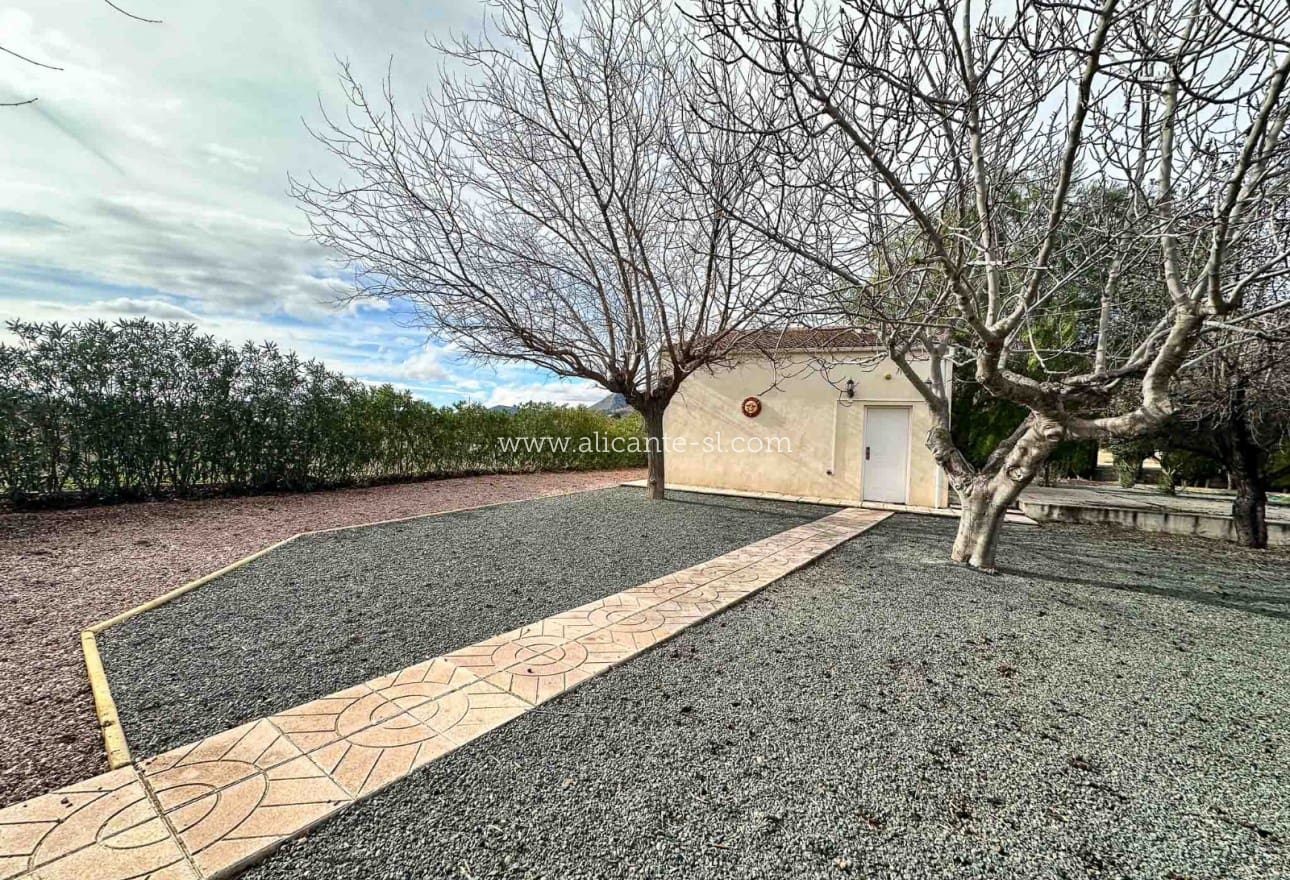 4 sovrum Finca/Hus på landet till salu i Hondon de las Nieves med pool garage - 269 950 € (Ref: 9542658)