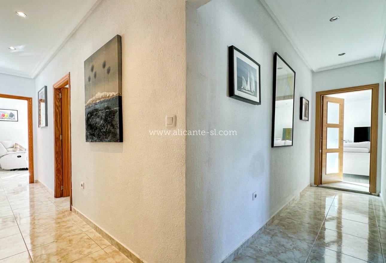 4 soveværelse Villa til salg i Hondon de los Frailes med swimmingpool - € 425.000 (Ref: 9612037)