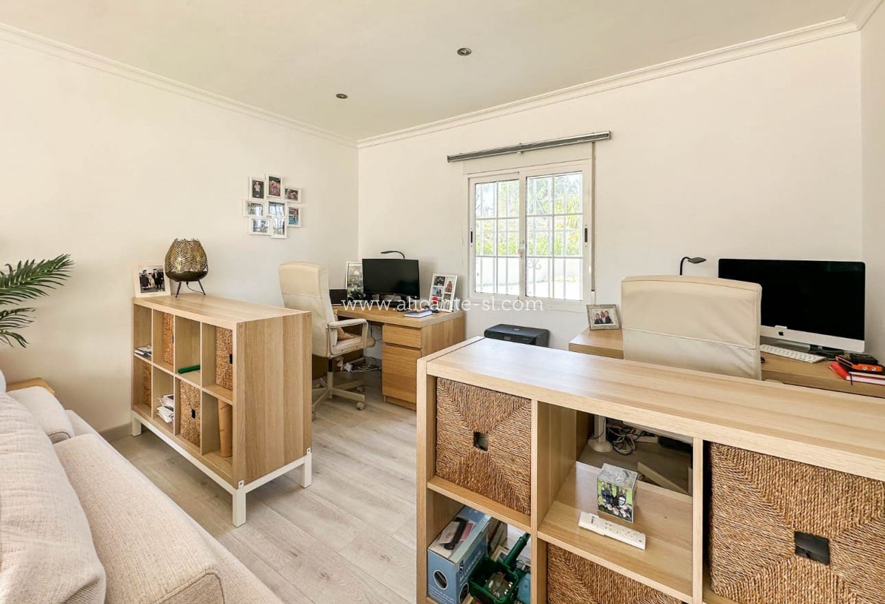 4 soveværelse Villa til salg i Hondon de los Frailes med swimmingpool - € 425.000 (Ref: 9612037)