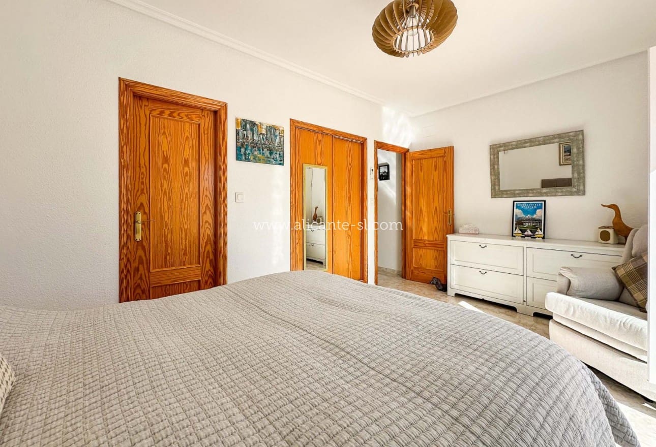 4 soveværelse Villa til salg i Hondon de los Frailes med swimmingpool - € 425.000 (Ref: 9612037)