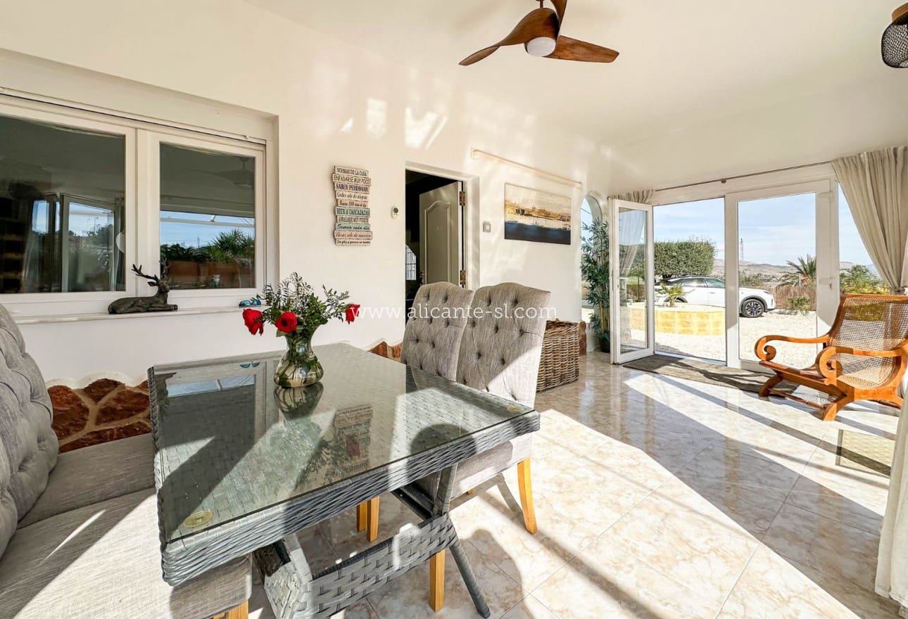 4 soveværelse Villa til salg i Hondon de los Frailes med swimmingpool - € 425.000 (Ref: 9612037)