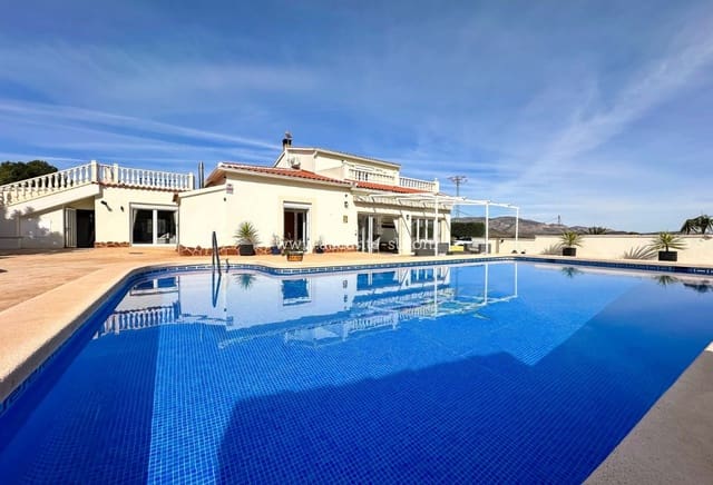 4 soveværelse Villa til salg i Hondón de los Frailes med swimmingpool - € 425.000 (Ref: 9612037)