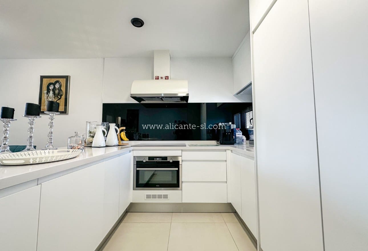 2 soveværelse Lejlighed til salg i Pilar de la Horadada med swimmingpool - € 317.500 (Ref: 9620717)