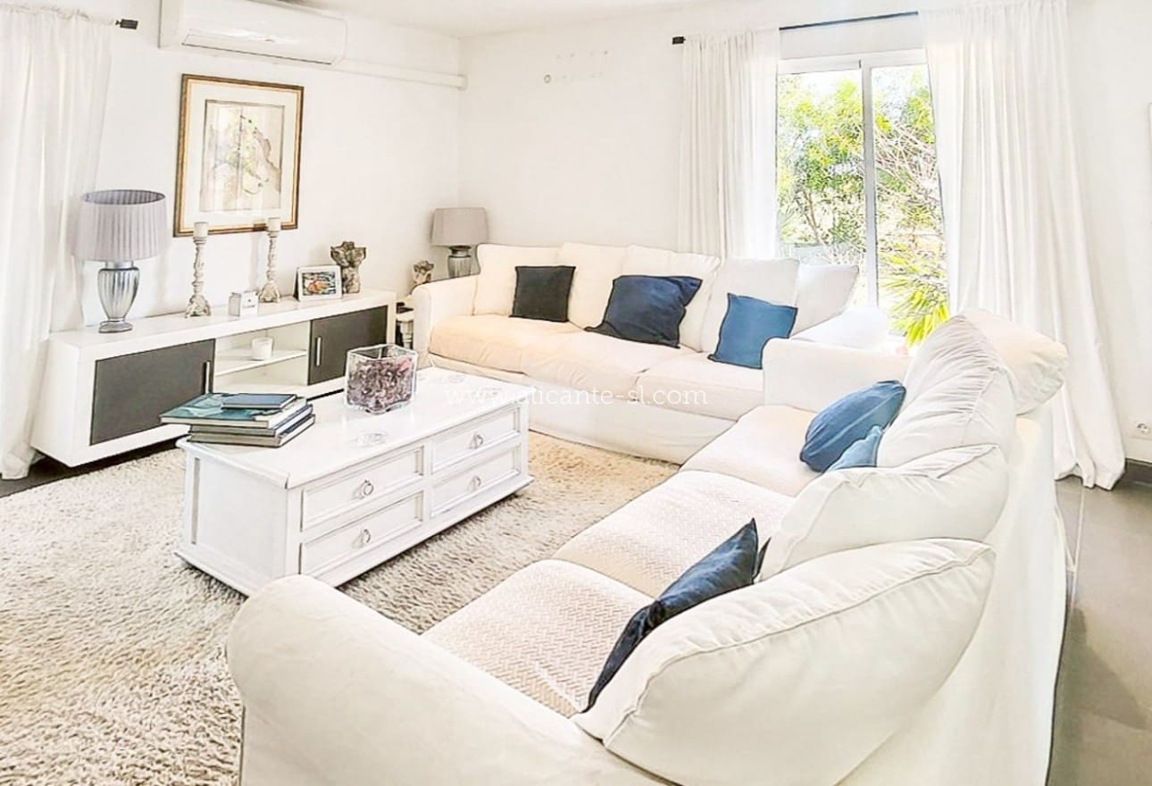 3 makuuhuone Maalaistalo myytävänä paikassa Aspe - 279 950 € (Ref: 9624068)