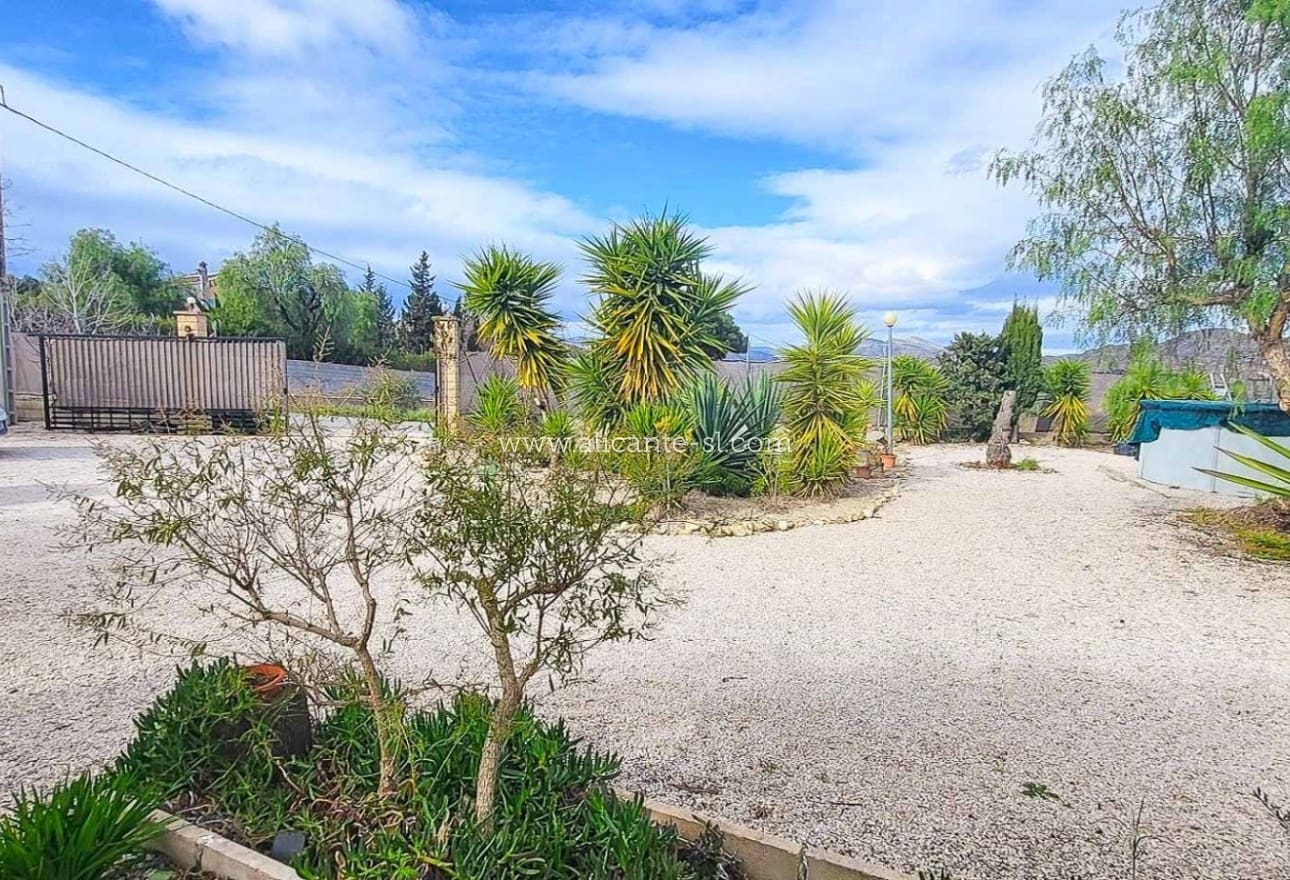 3 makuuhuone Maalaistalo myytävänä paikassa Aspe - 279 950 € (Ref: 9624068)