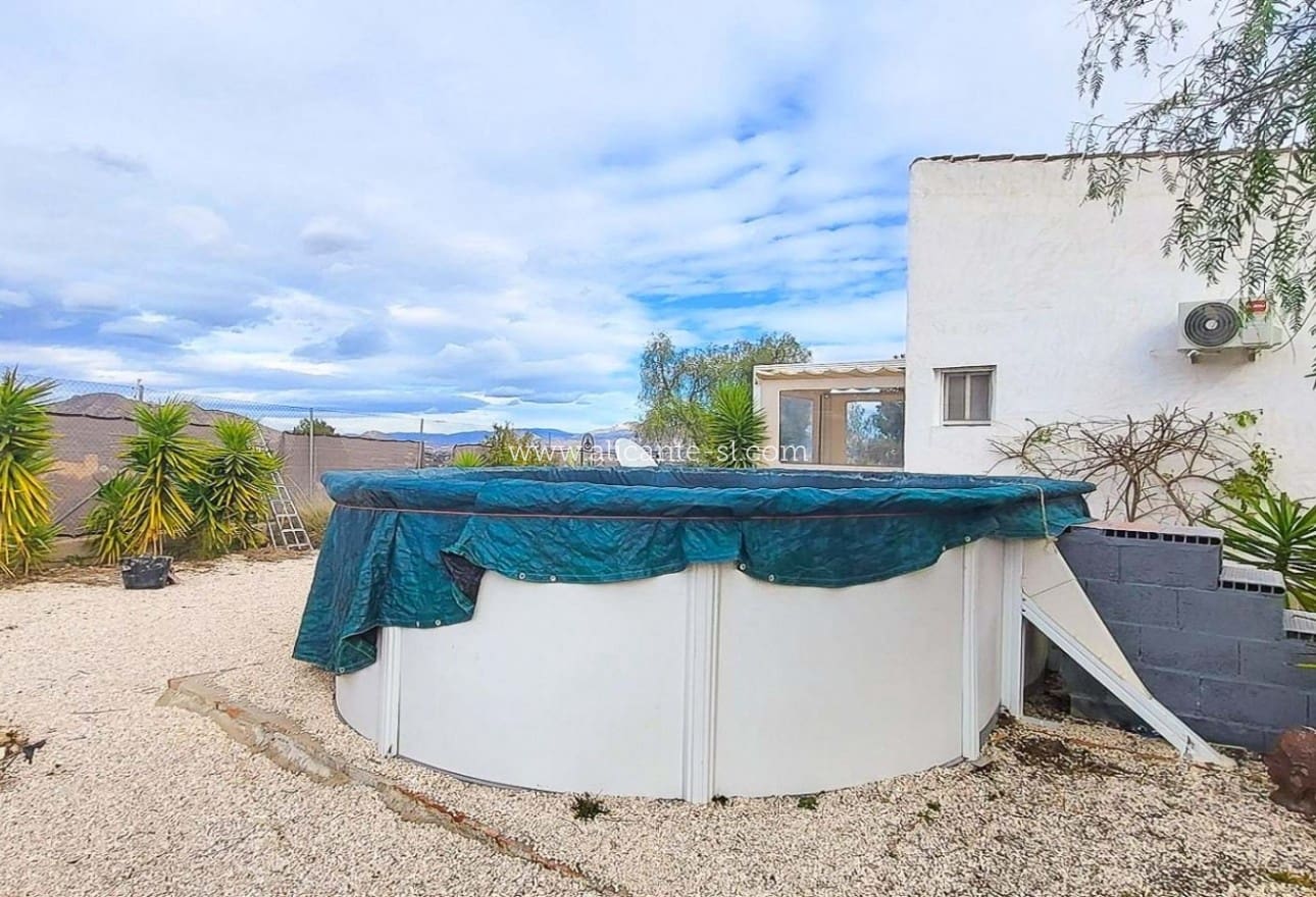 3 makuuhuone Maalaistalo myytävänä paikassa Aspe - 279 950 € (Ref: 9624068)