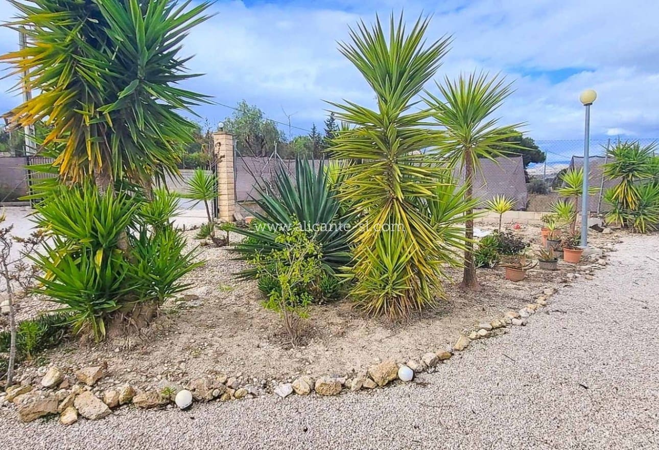 3 makuuhuone Maalaistalo myytävänä paikassa Aspe - 279 950 € (Ref: 9624068)