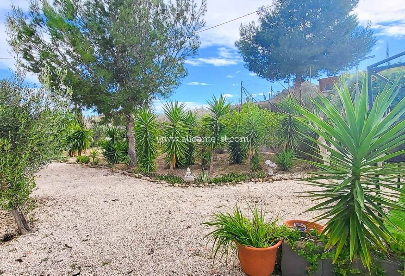 3 makuuhuone Maalaistalo myytävänä paikassa Aspe - 279 950 € (Ref: 9624068)