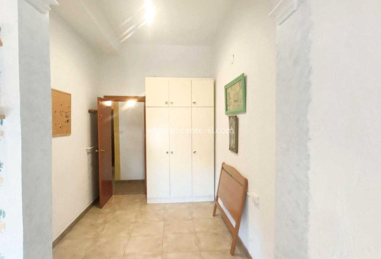 6 Zimmer Villa zu verkaufen in Aspe mit Pool - 360.000 € (Ref: 9624069)