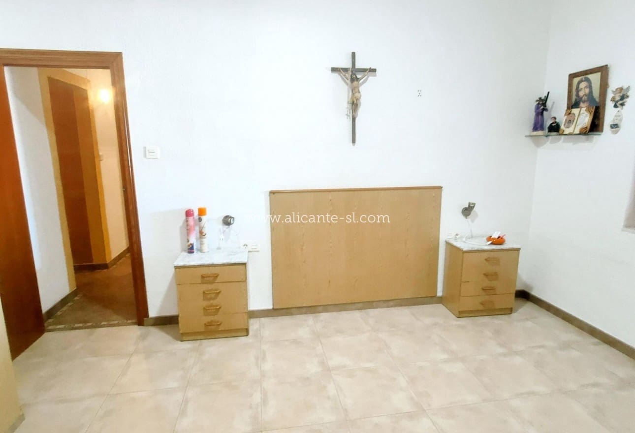 6 Zimmer Villa zu verkaufen in Aspe mit Pool - 360.000 € (Ref: 9624069)