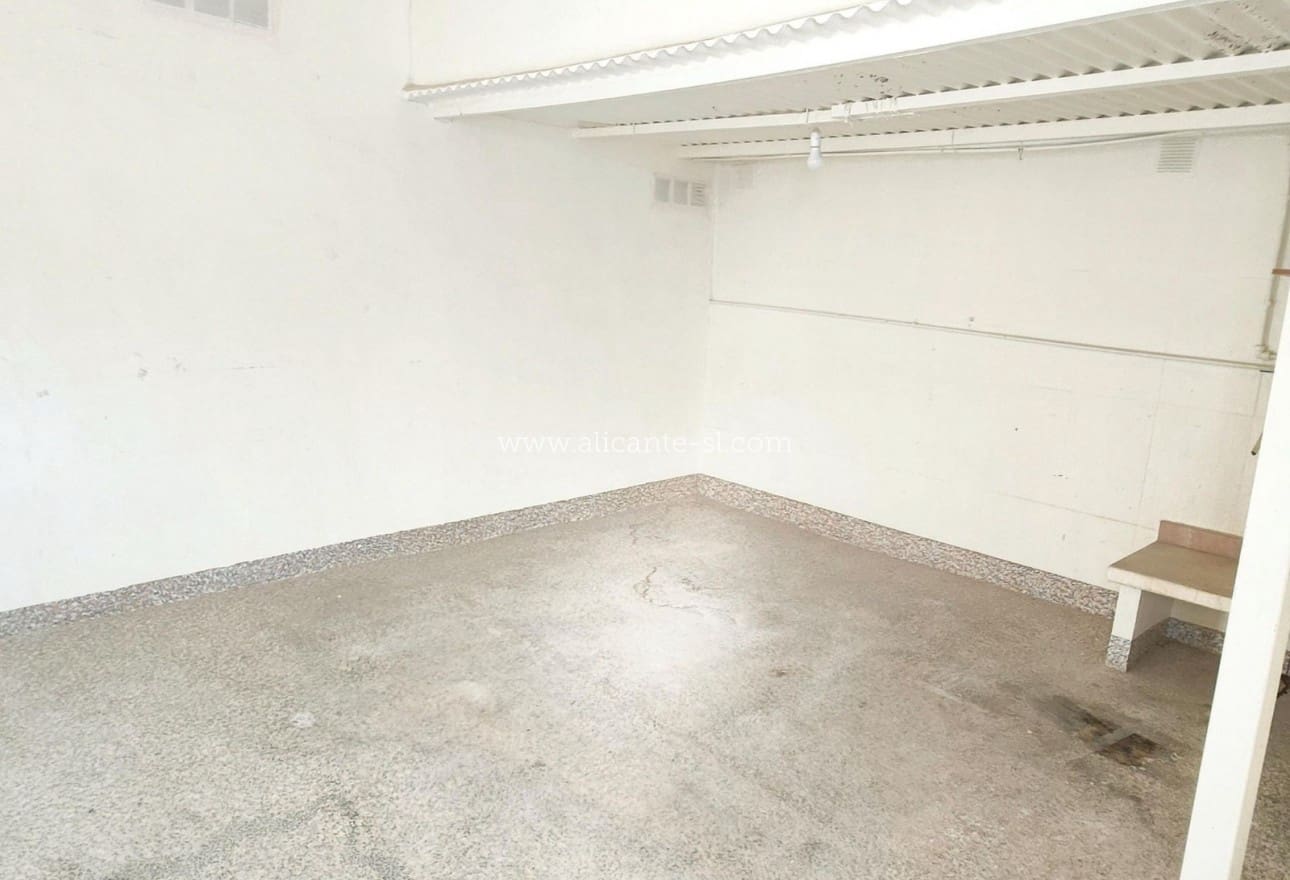 6 Zimmer Villa zu verkaufen in Aspe mit Pool - 360.000 € (Ref: 9624069)