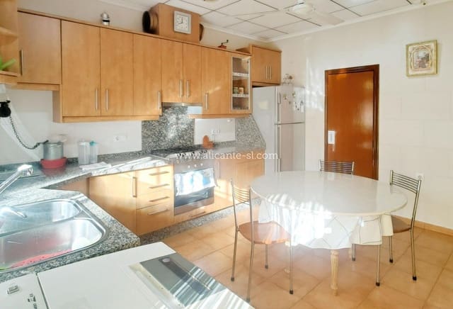 6 Zimmer Villa zu verkaufen in Aspe mit Pool - 360.000 € (Ref: 9624069)