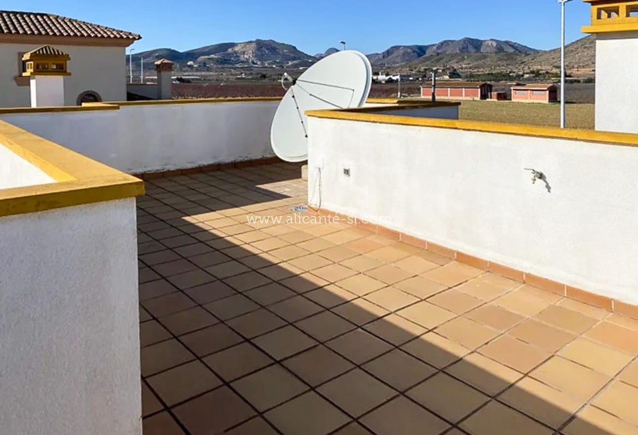 3 makuuhuone Huvila myytävänä paikassa Hondon de las Nieves mukana uima-altaan - 269 950 € (Ref: 9626565)