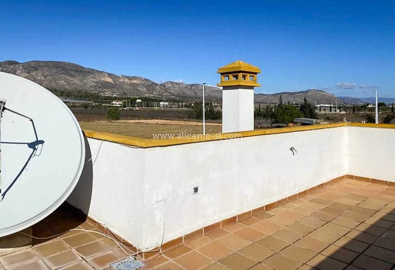 3 makuuhuone Huvila myytävänä paikassa Hondon de las Nieves mukana uima-altaan - 269 950 € (Ref: 9626565)