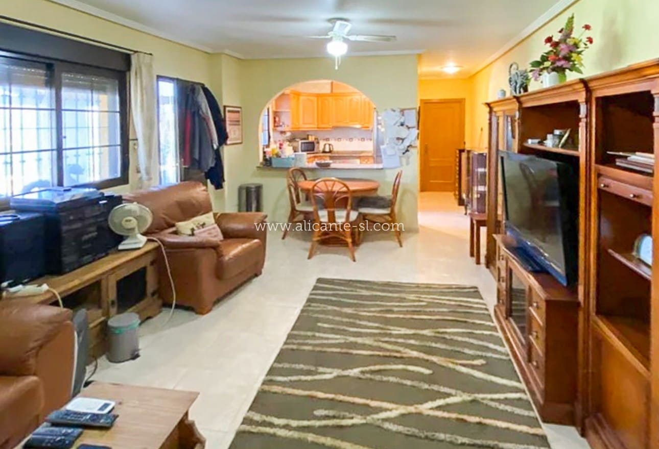 3 makuuhuone Huvila myytävänä paikassa Hondon de las Nieves mukana uima-altaan - 269 950 € (Ref: 9626565)