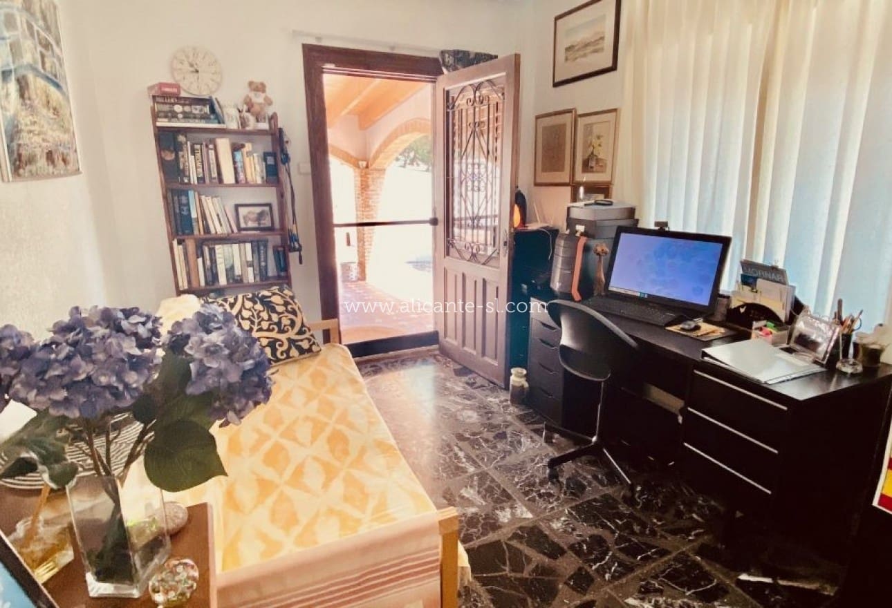 2 soveværelse Villa til salg i Fortuna - € 149.950 (Ref: 9679350)