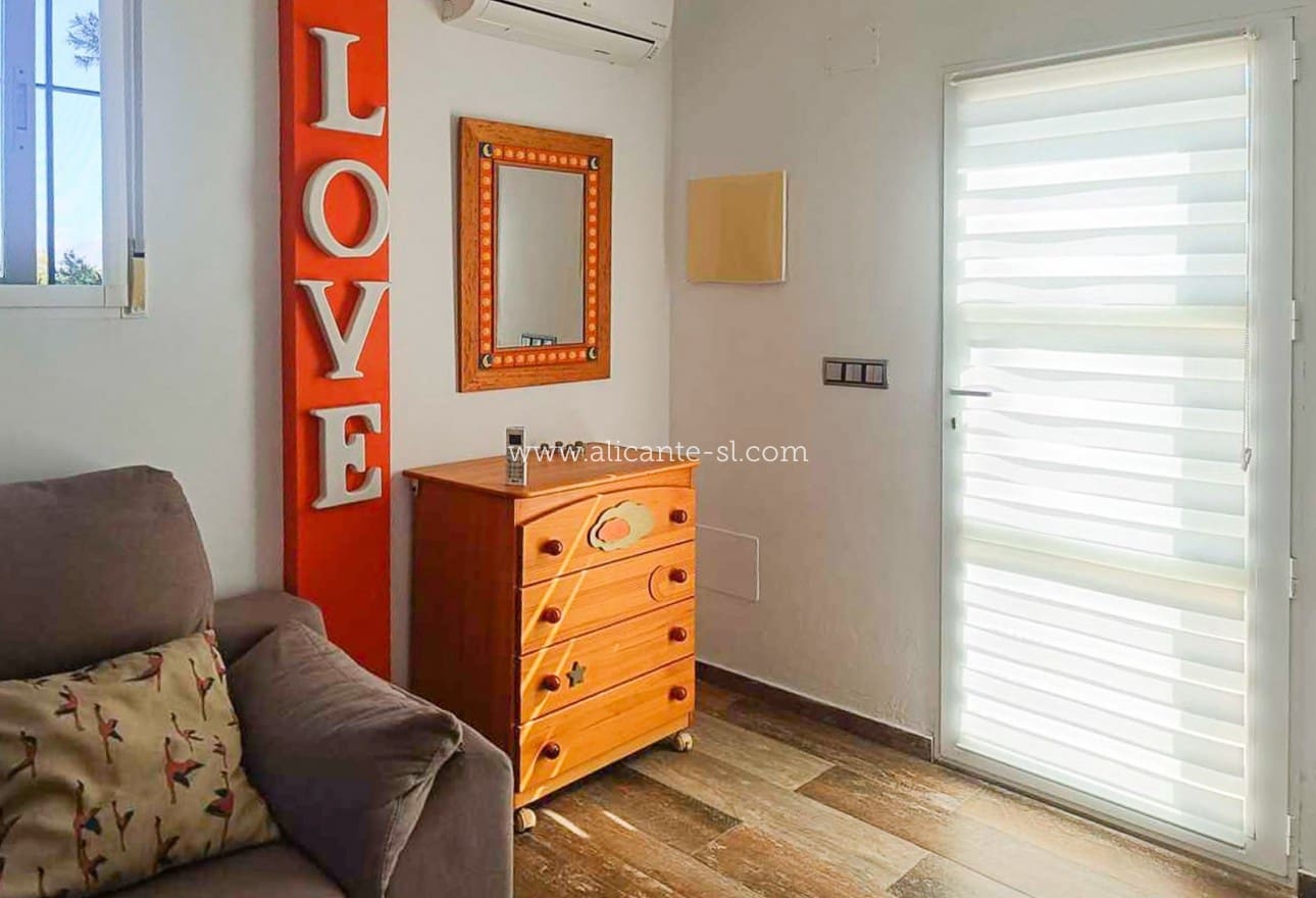 3 soveværelse Villa til salg i Fortuna med swimmingpool - € 179.000 (Ref: 9709093)