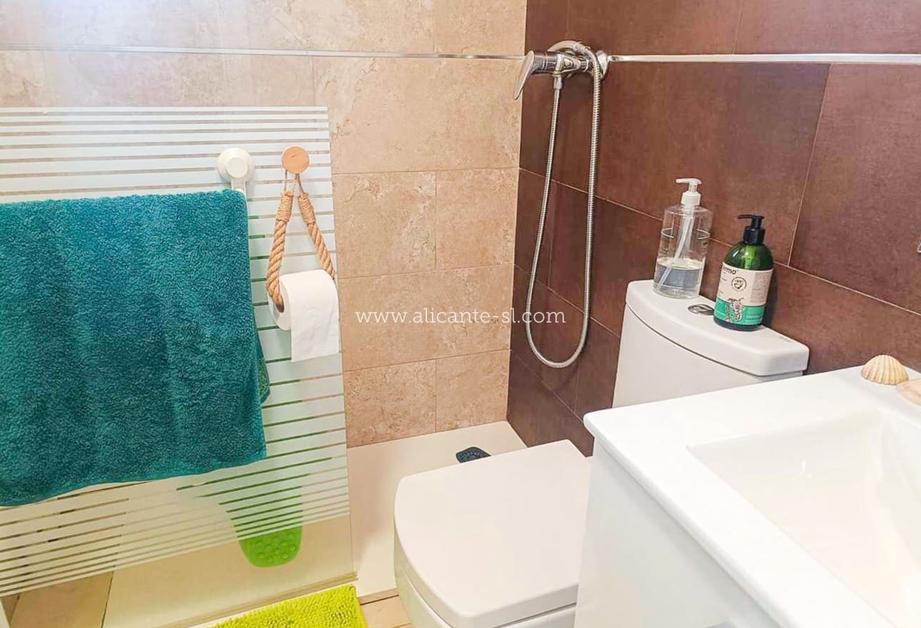 3 soveværelse Villa til salg i Fortuna med swimmingpool - € 179.000 (Ref: 9709093)