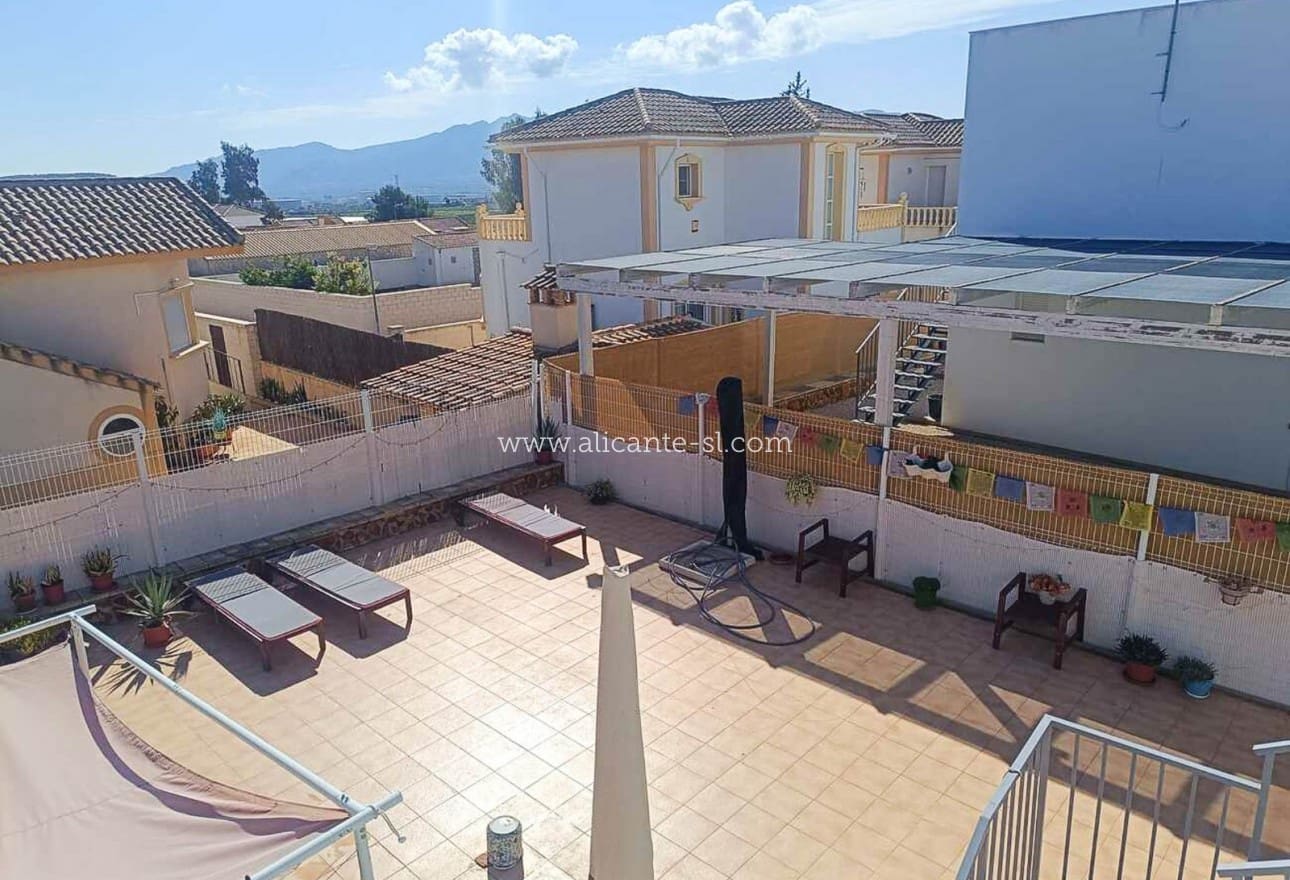 3 soveværelse Villa til salg i Fortuna med swimmingpool - € 179.000 (Ref: 9709093)