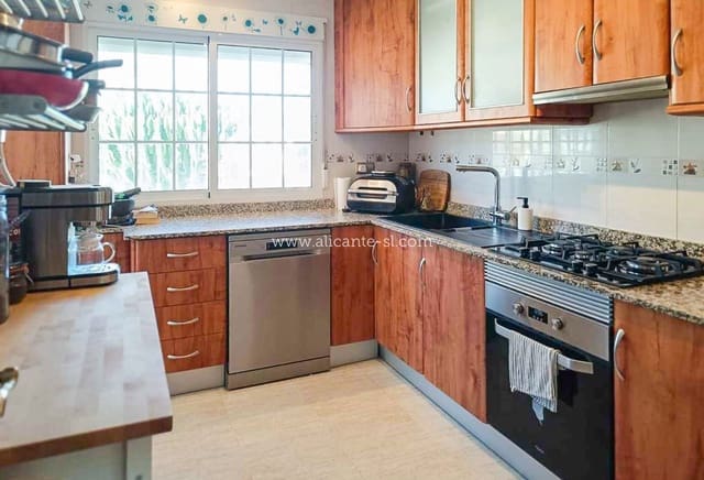 5 soveværelse Villa til salg i Fortuna med swimmingpool garage - € 265.000 (Ref: 9709094)