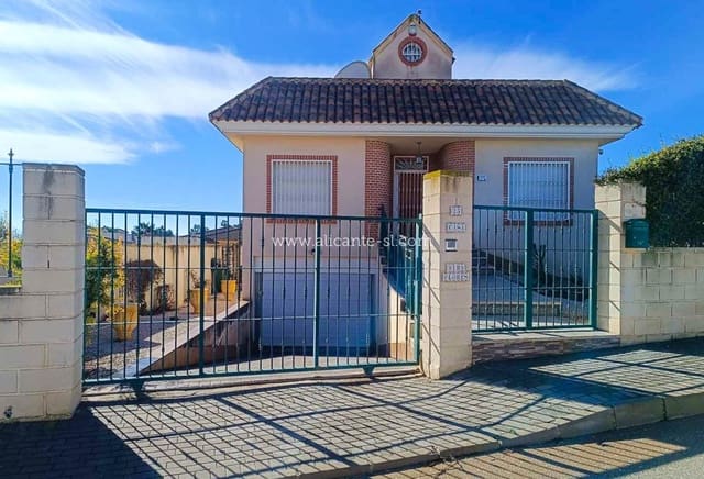 5 soveværelse Villa til salg i Fortuna med swimmingpool garage - € 265.000 (Ref: 9709094)